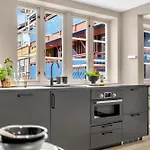아파트 Modern - Charming Location - Old Town *